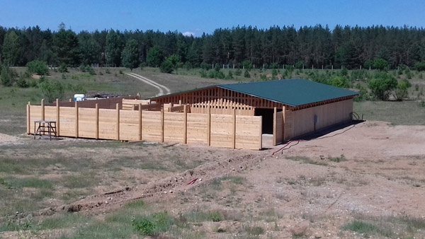 afrasteringssystemen, bouw van hertenboerderijen, uitgebreide dienstverlening, afrastering van grote gebieden in Polen