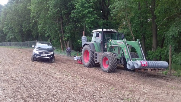 afrasteringssystemen, bouw van hertenboerderijen, uitgebreide dienstverlening, afrastering van grote gebieden in Polen